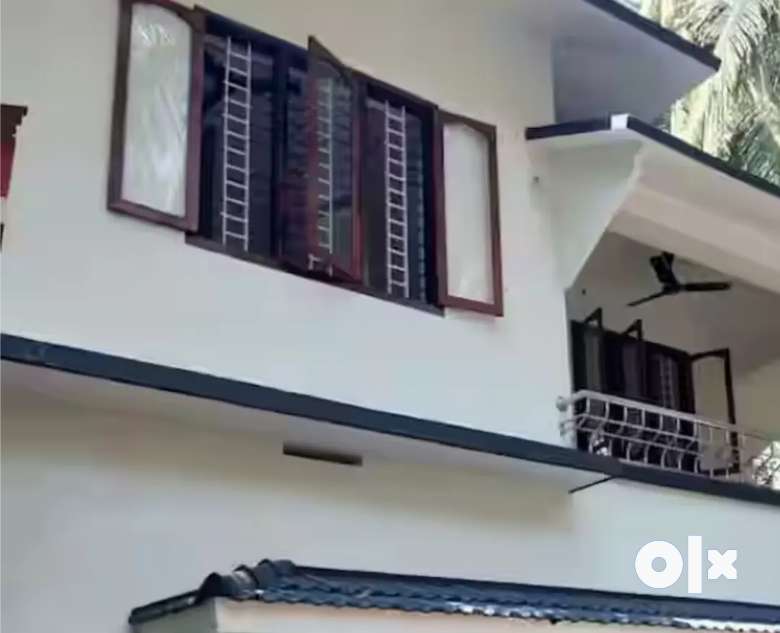 8.5 LAND & 5BHk HOUSE FOR SALE IN CHERUVANNUR